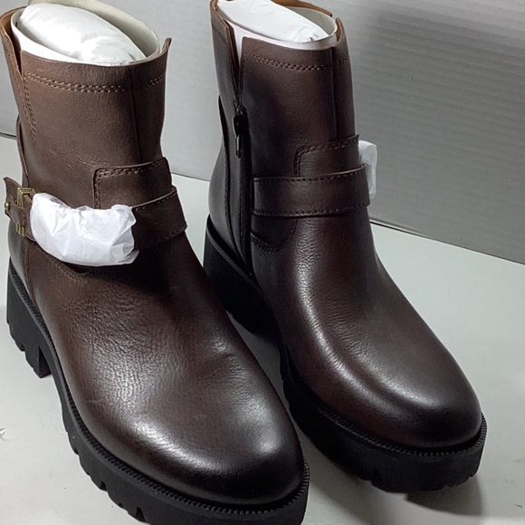 Zodiac Miller Bootie - Picture 6 of 10